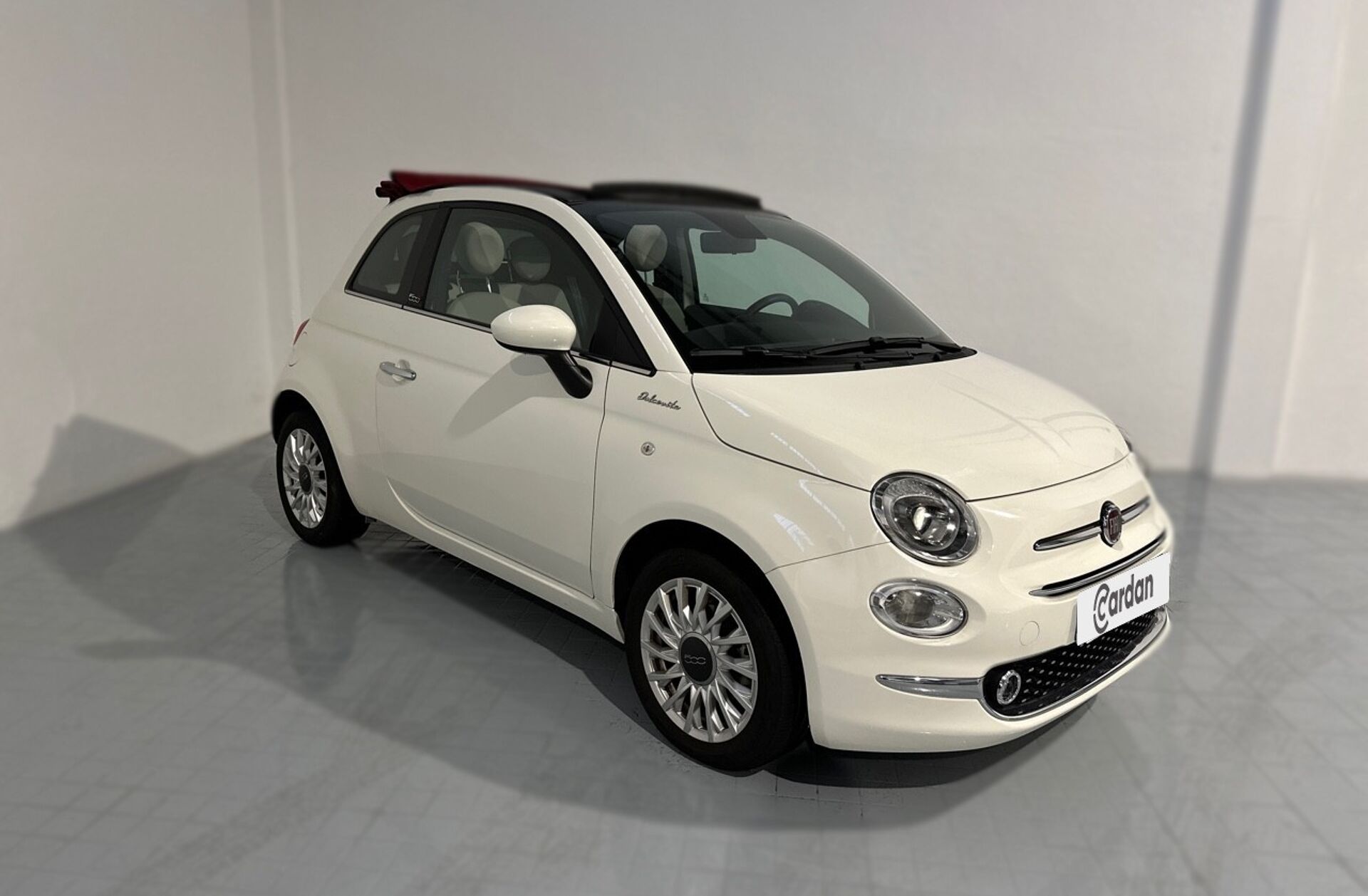 FIAT 500 C 1.0 Hybrid