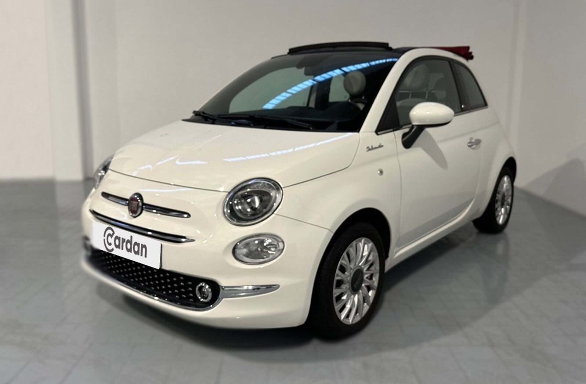 FIAT 500 C 1.0 Hybrid