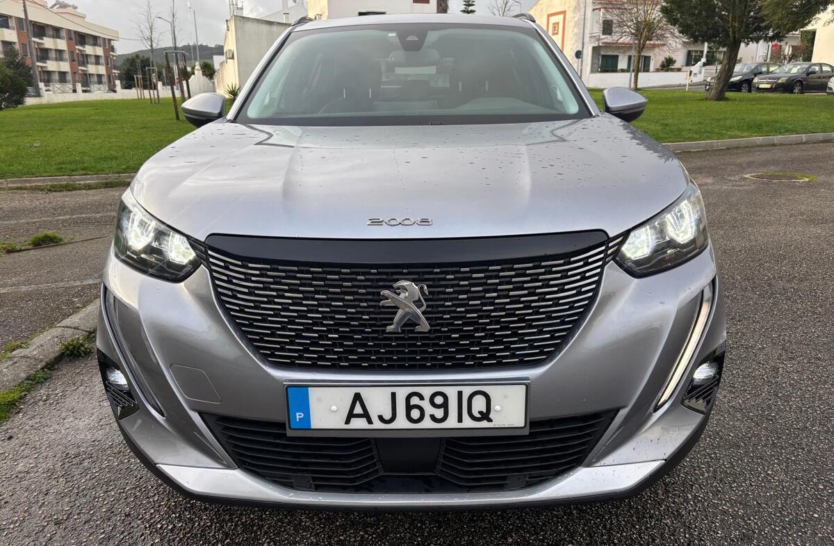 PEUGEOT 2008 1.5 BlueHDi Allure Pack