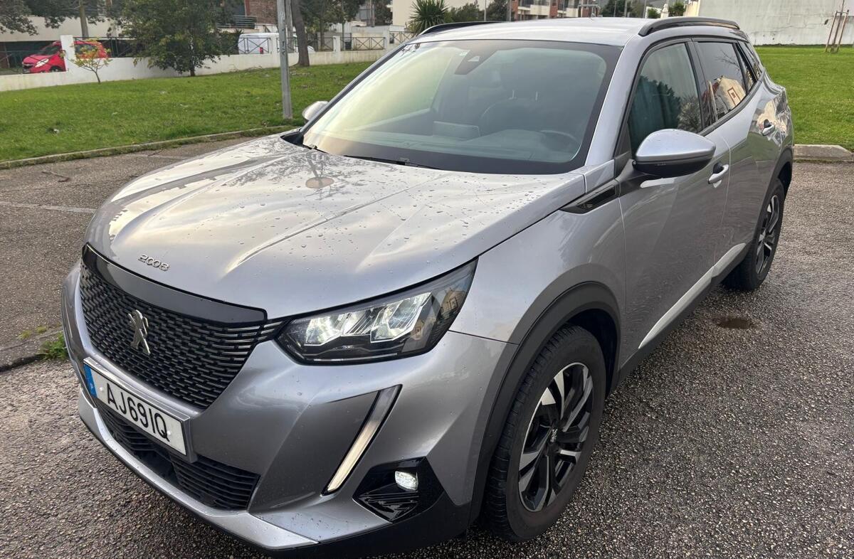 PEUGEOT 2008 1.5 BlueHDi Allure Pack