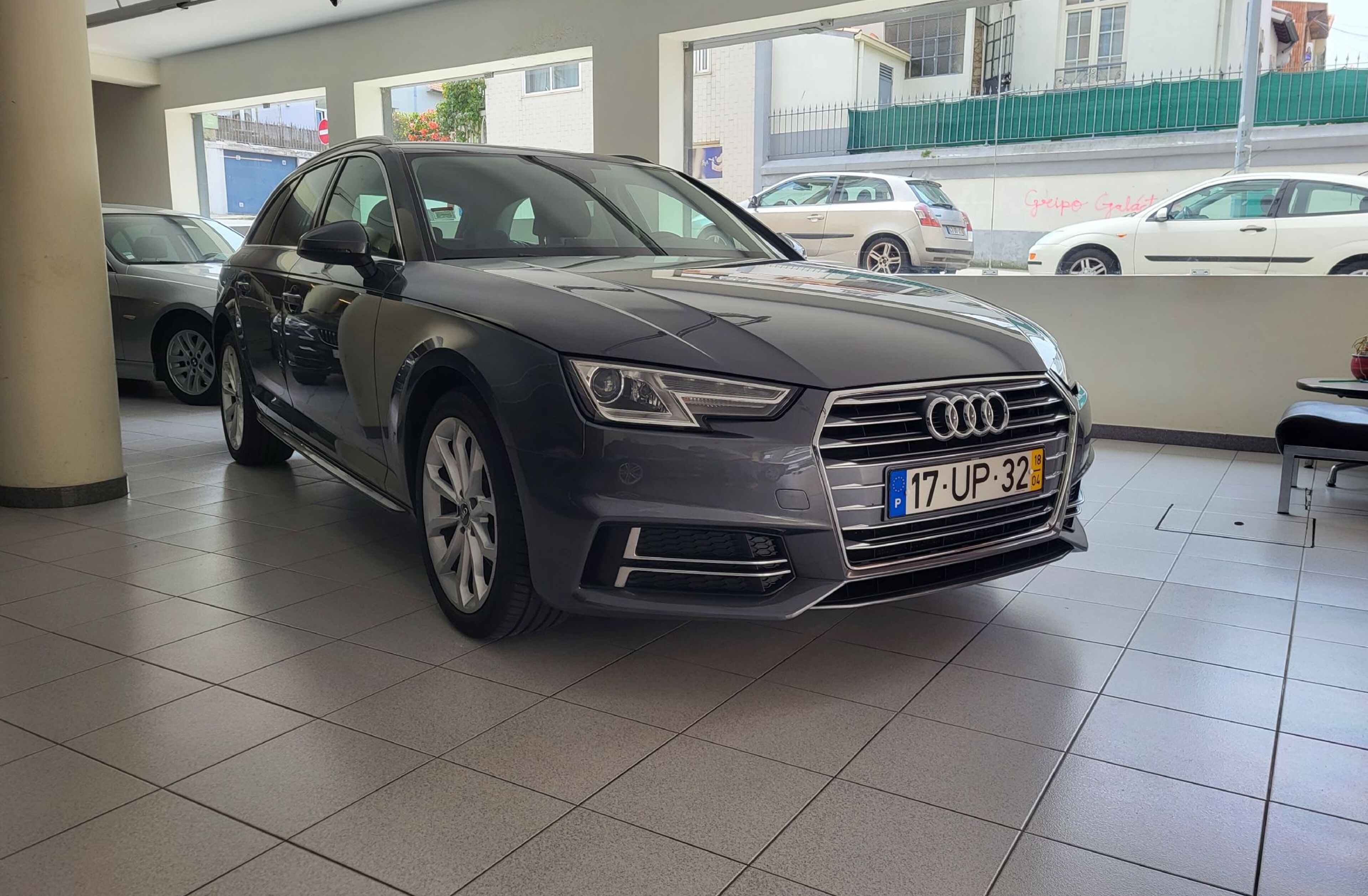 AUDI A4 2.0 TDI Sport S tronic