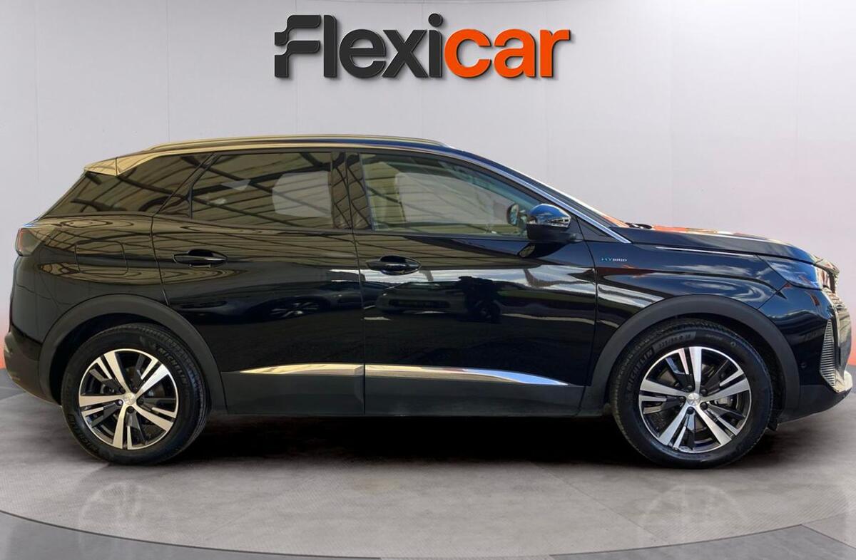 PEUGEOT 3008 1.6 Hybrid Allure e-EAT8