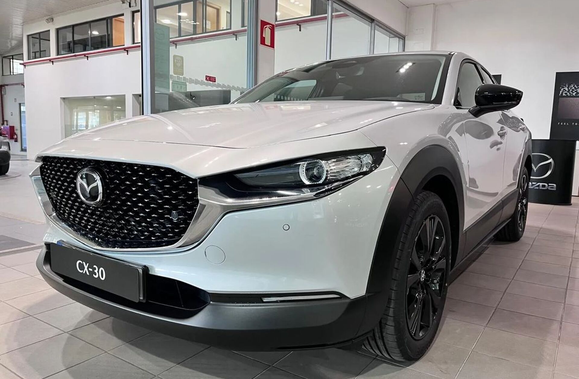 MAZDA CX-30 2.0 e-Skyactiv-X Homura