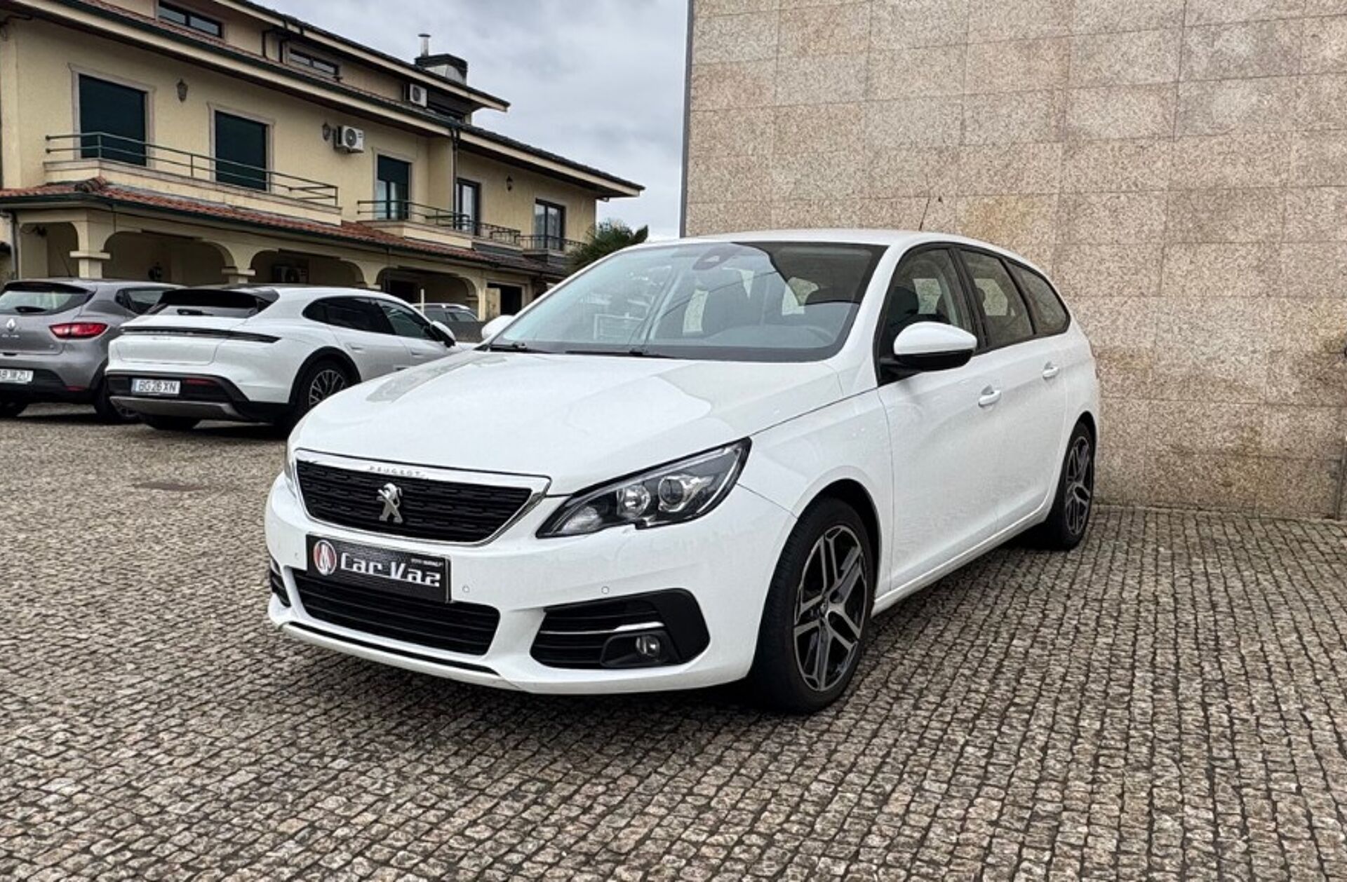 PEUGEOT 308 1.5 BlueHDi Allure EAT8