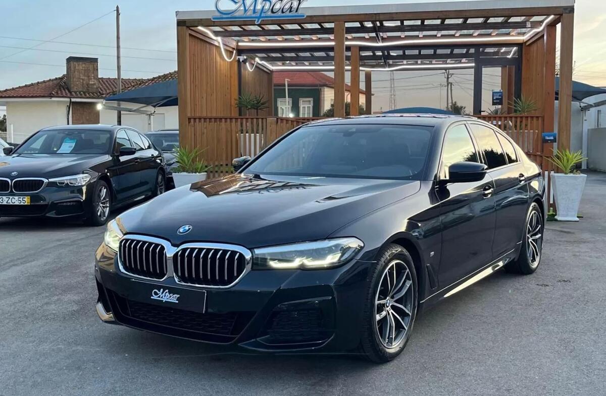 BMW Serie-5 520 d Pack Desportivo M Auto