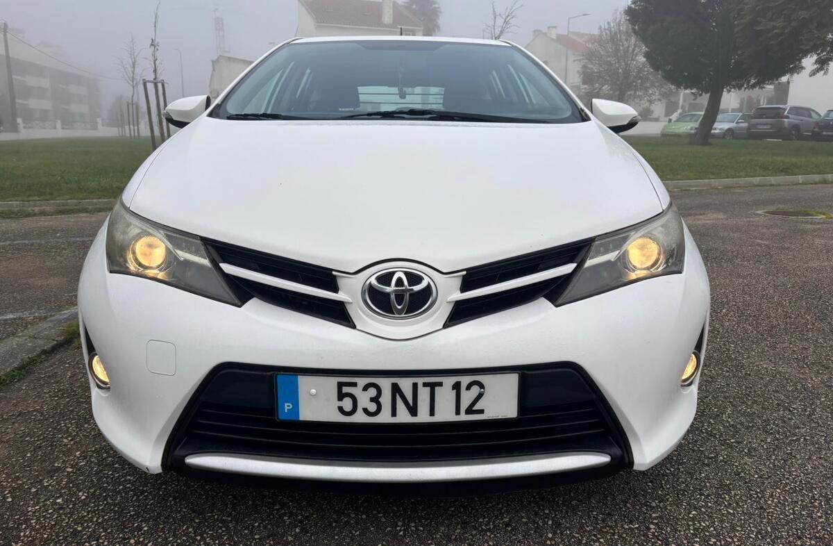 TOYOTA Auris 1.4 D-4D Active+AC