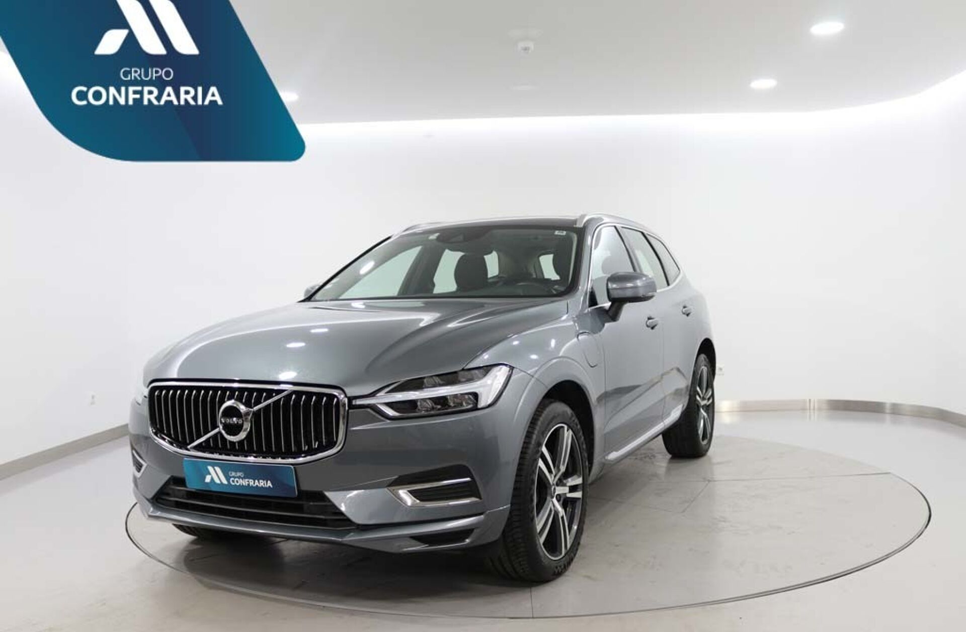 VOLVO XC60 2.0 T8 PHEV Inscription AWD