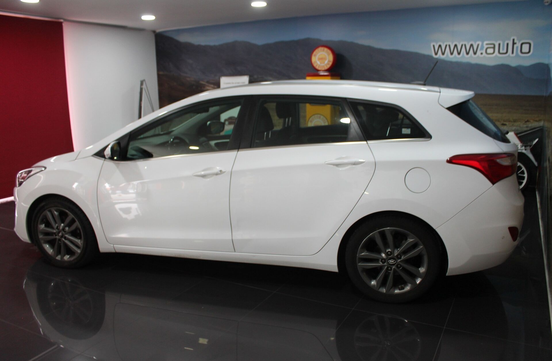 HYUNDAI i30 1.6 CRDi Blue Style