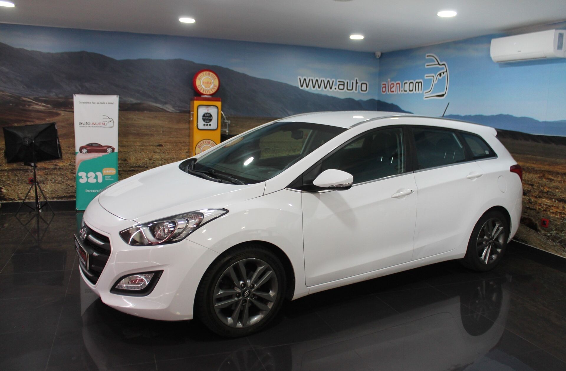 HYUNDAI i30 1.6 CRDi Blue Style
