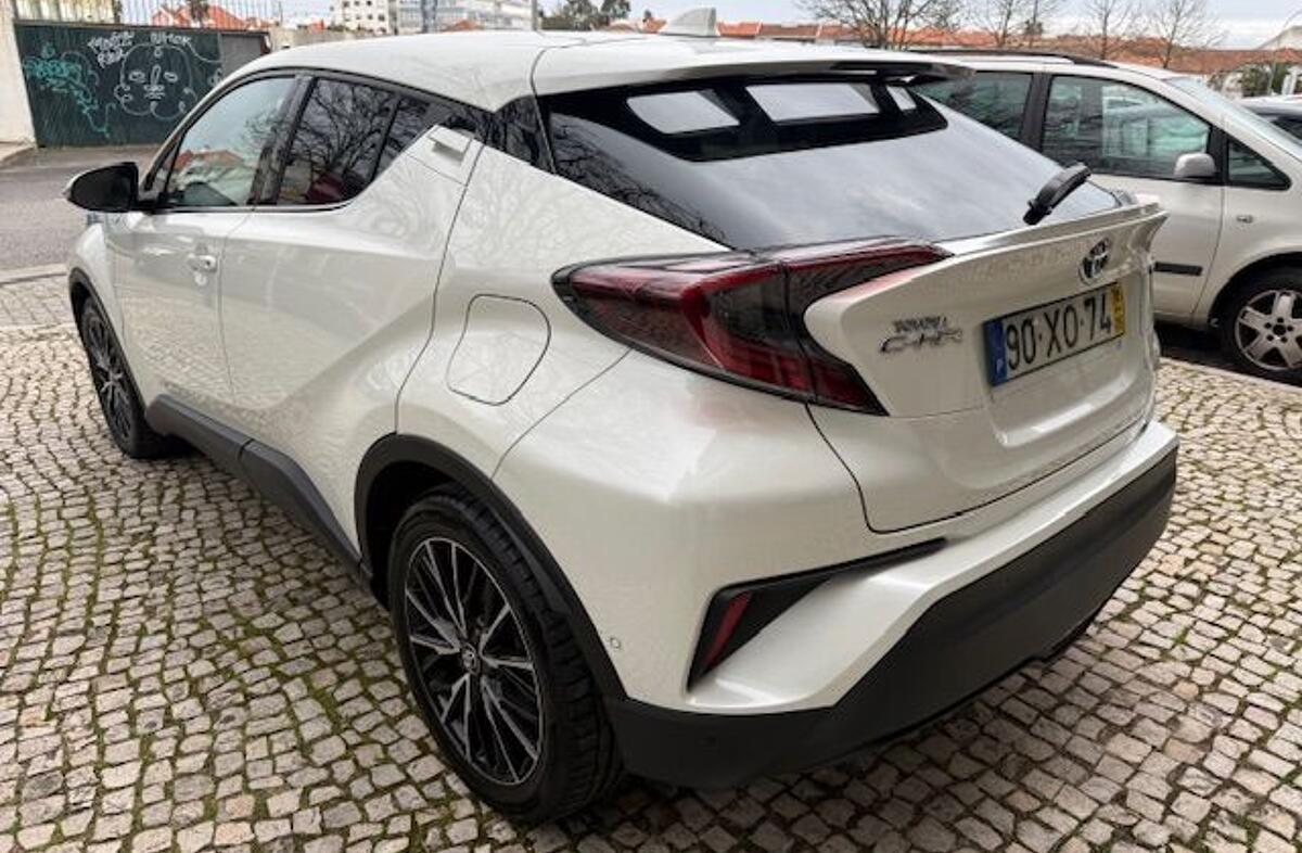 TOYOTA C-HR 1.8 HSD Exclusive+P.Luxury