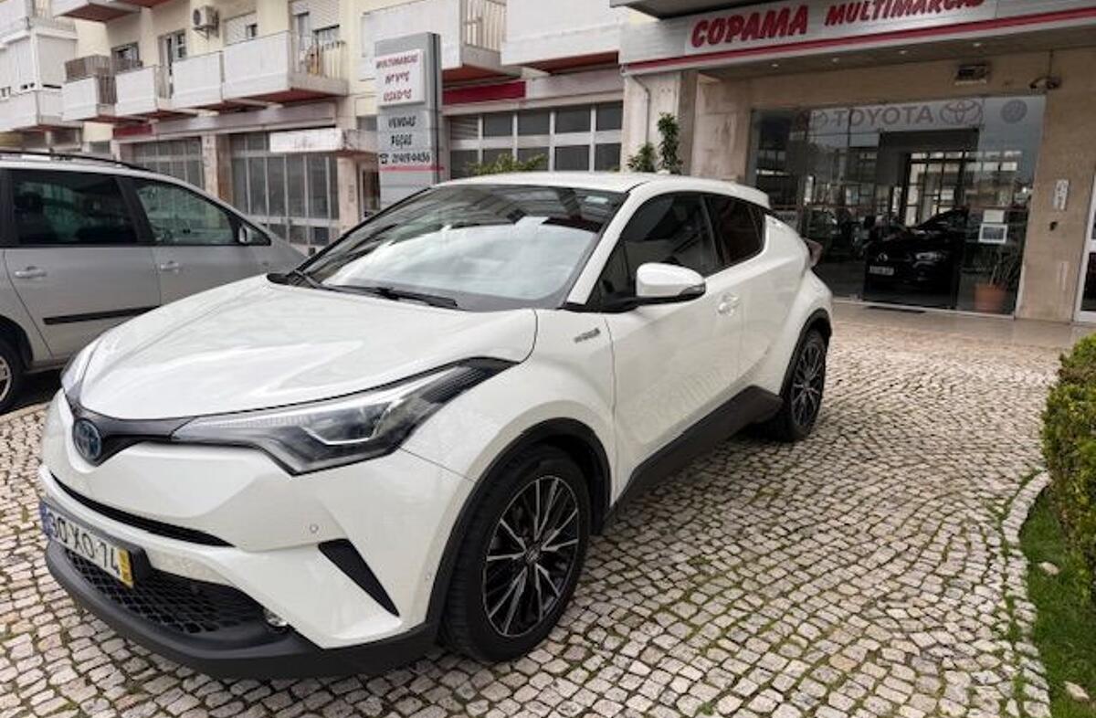 TOYOTA C-HR 1.8 HSD Exclusive+P.Luxury