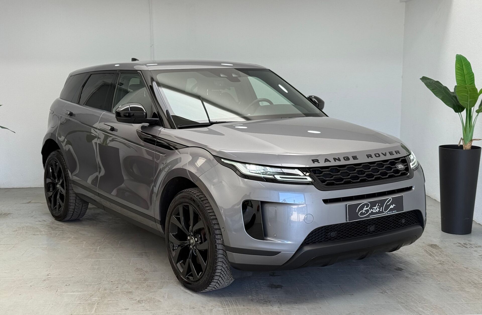 LAND ROVER Range Rover Evoque 1.5 P300e AWD Auto