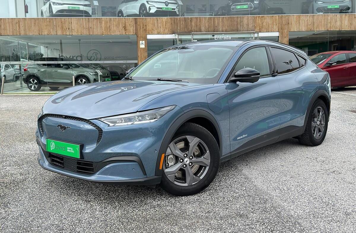 FORD Mustang Mach-E Premium