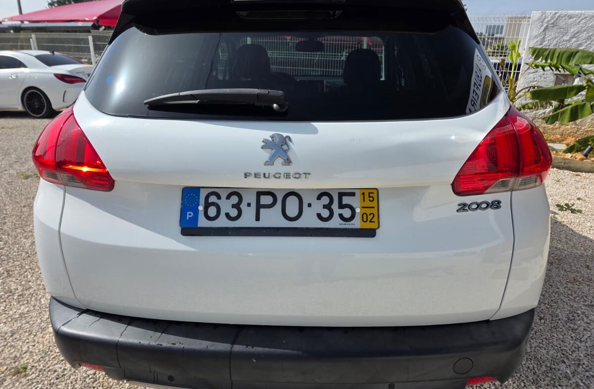 PEUGEOT 2008 1.4 HDi Allure