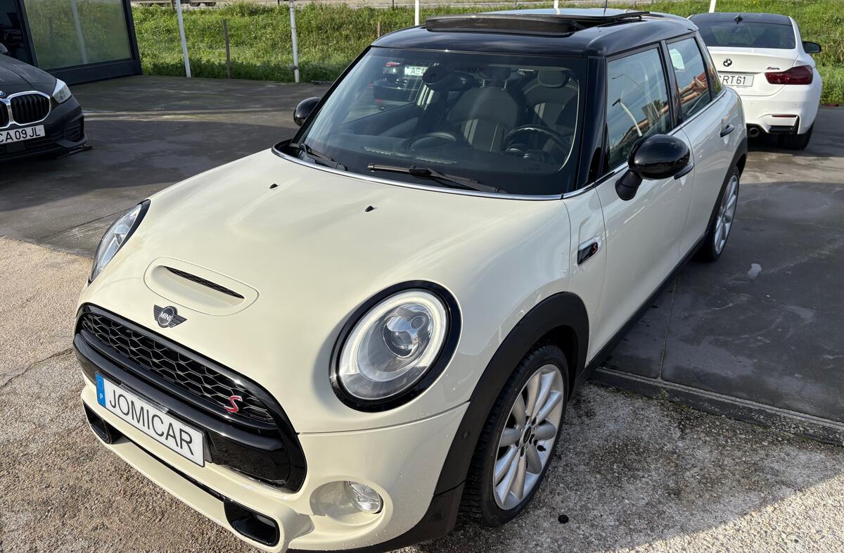 MINI Mini Cooper SD Auto