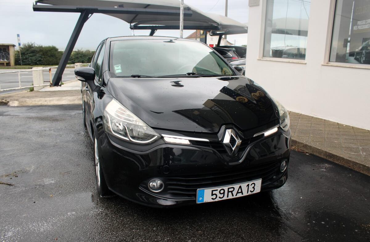 RENAULT Clio 0.9 TCe Limited Edition