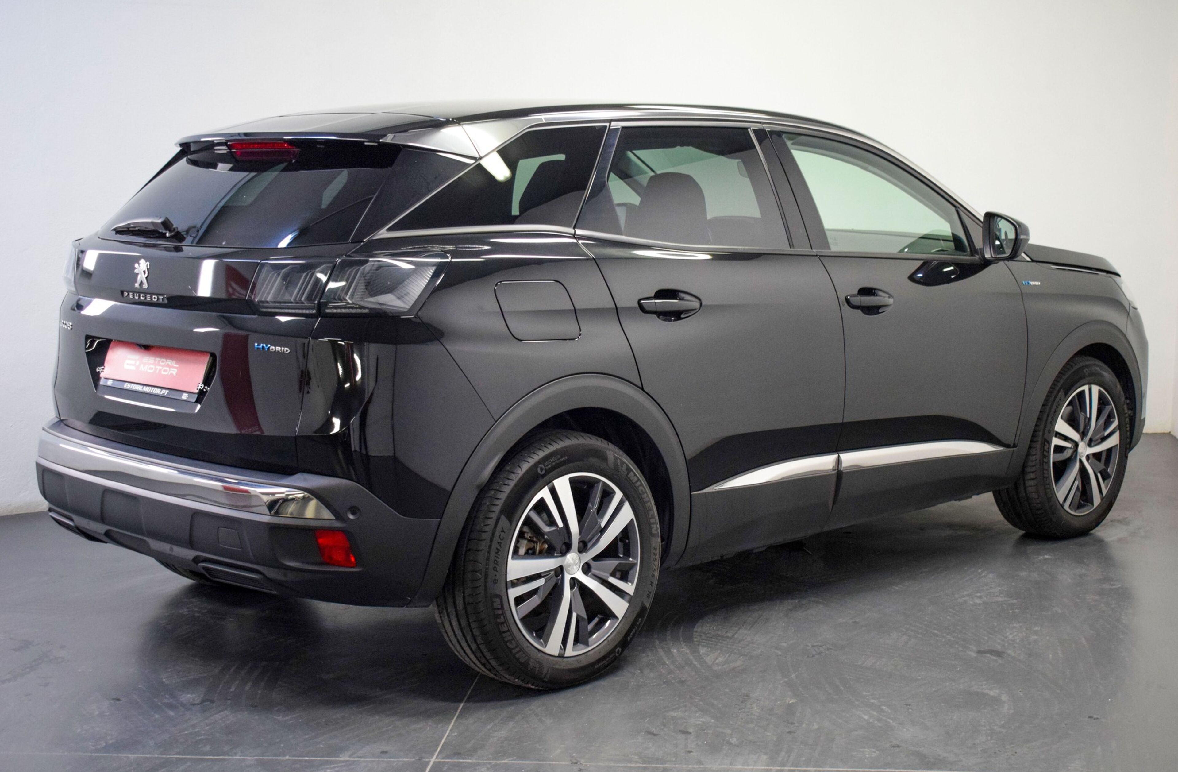 PEUGEOT 3008 1.6 Hybrid Allure e-EAT8