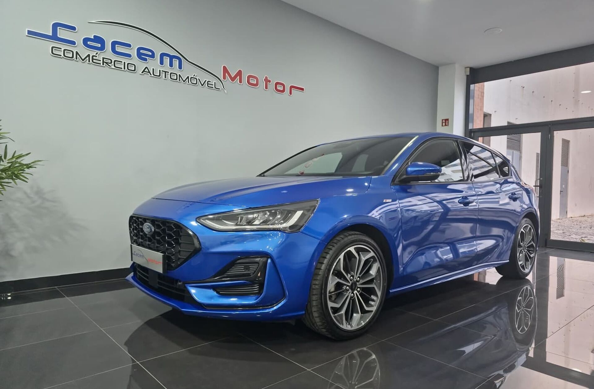 FORD Focus 1.0 EcoBoost MHEV ST-Line