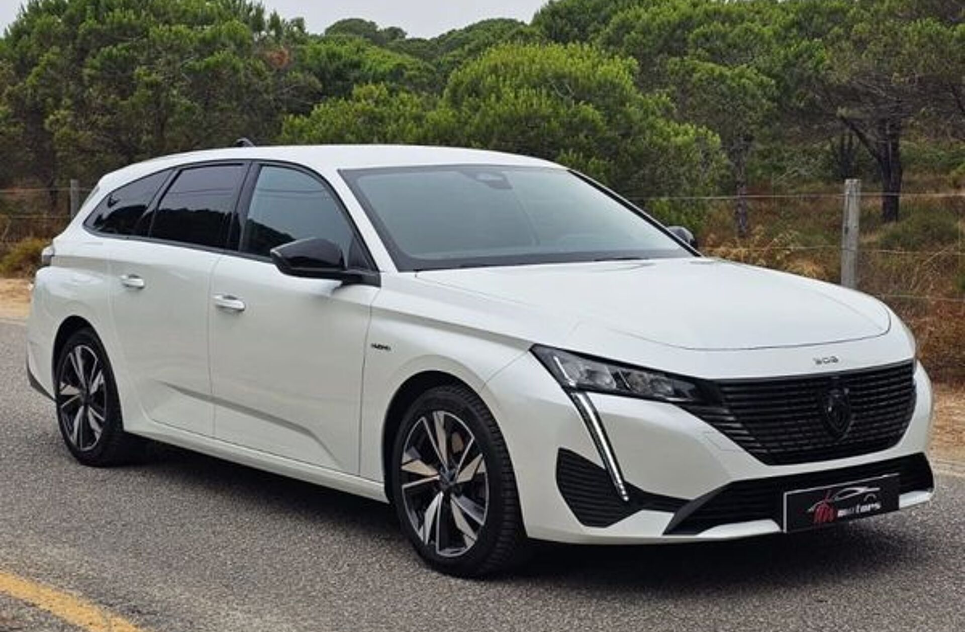 PEUGEOT 308 SW 1.6 Hybrid Allure e-EAT8