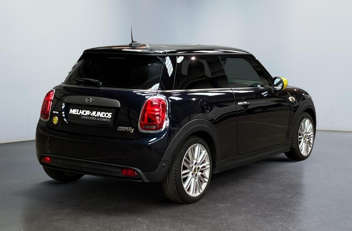 MINI Mini Countryman Mini Cooper SE ALL4 Mini Yours Auto