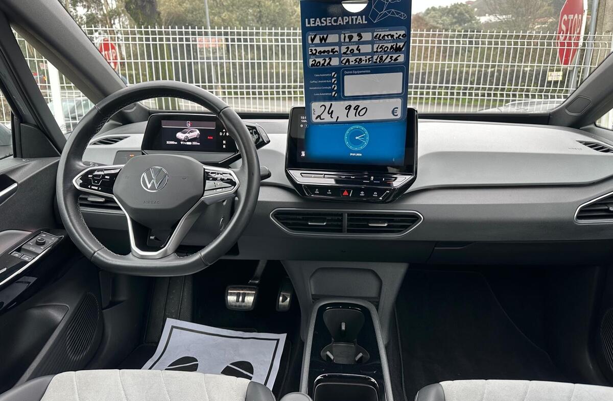 VOLKSWAGEN ID.3 Pro Performance