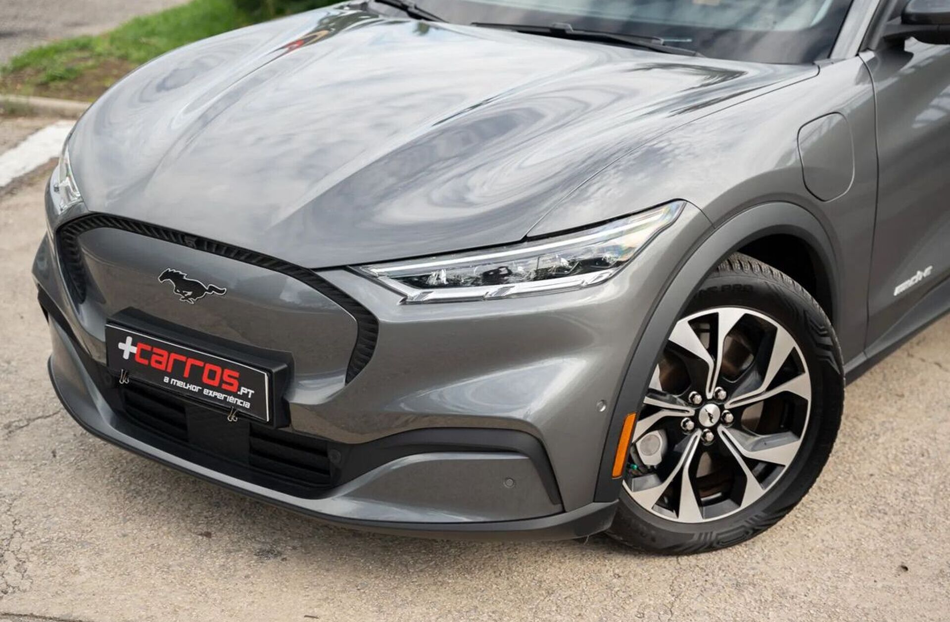 FORD Mustang Mach-E Standard