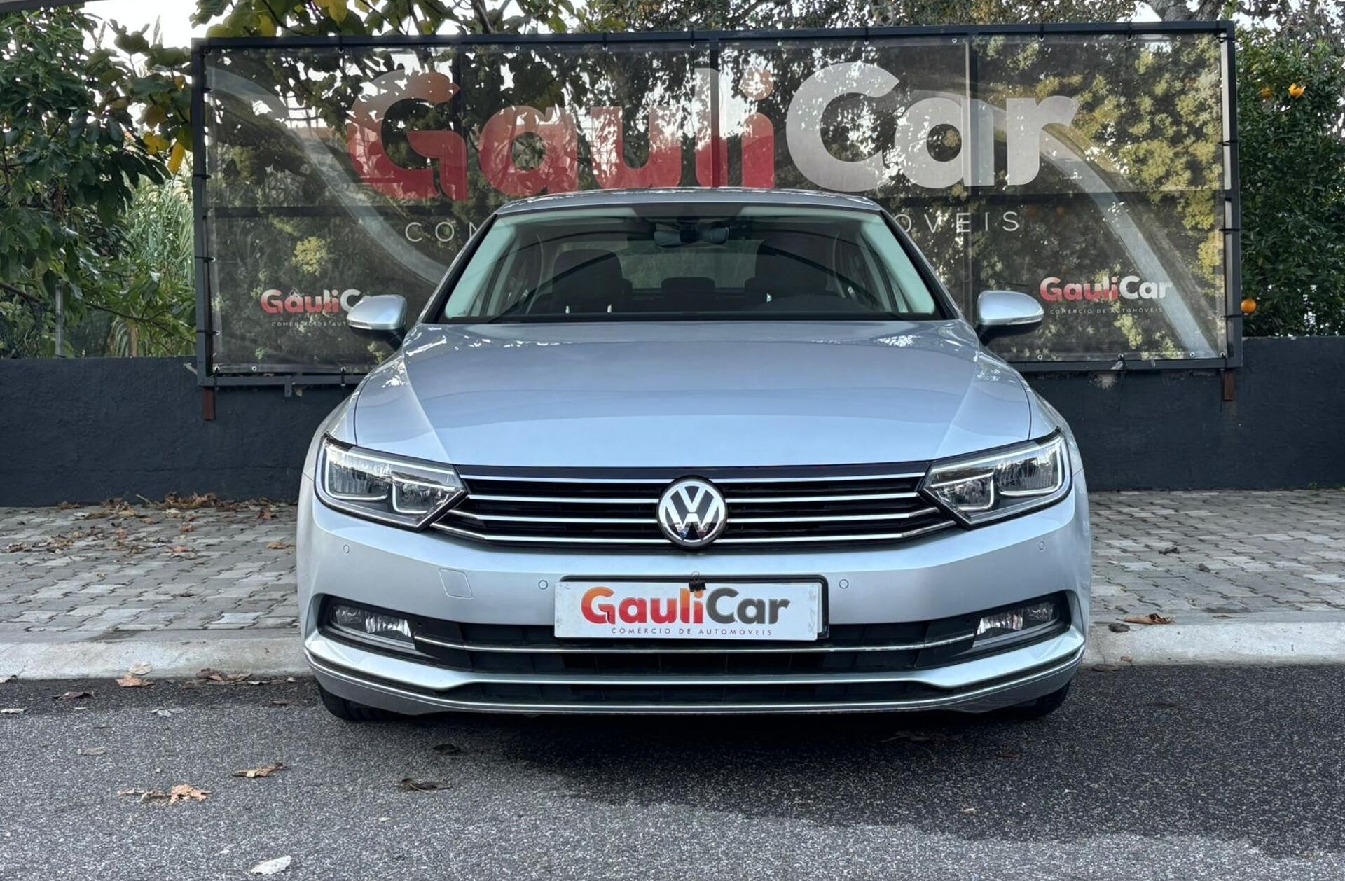 VOLKSWAGEN Passat 1.6 TDi Confortline