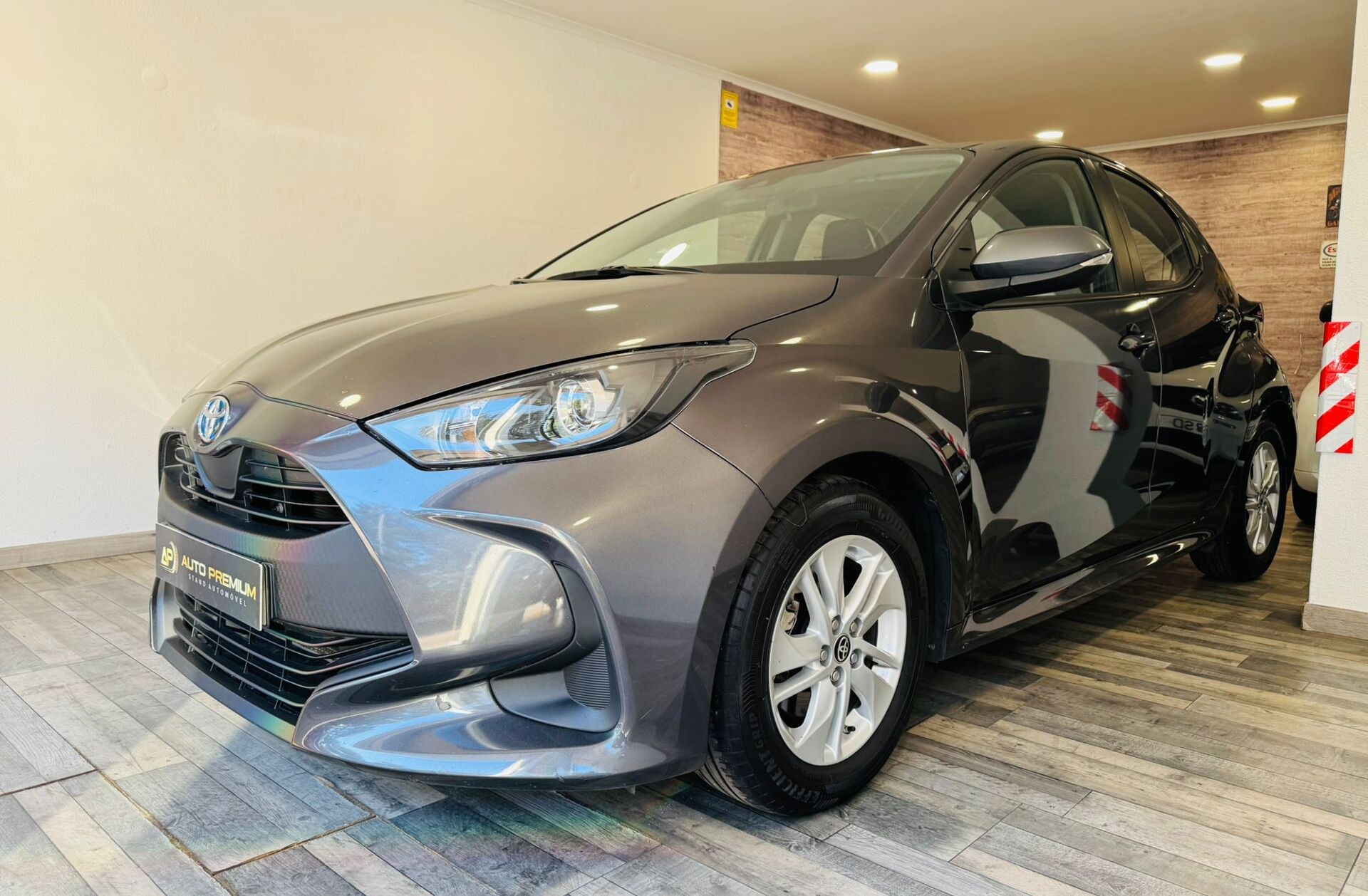 TOYOTA Yaris 1.5 HDF Comfort Plus