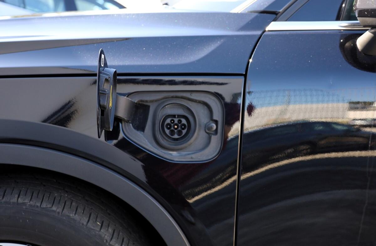 VOLVO XC40 1.5 T4 PHEV Essential