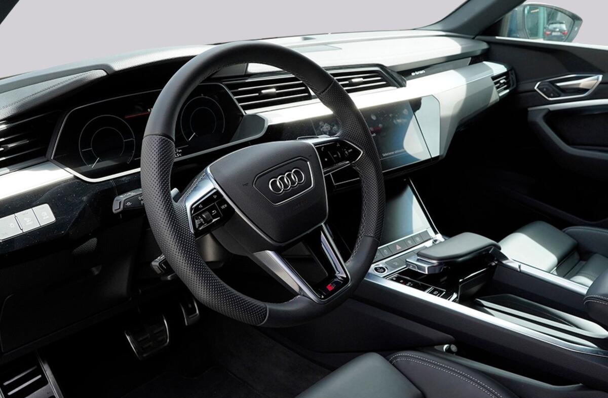 AUDI Q8 SB 50 quattro S line