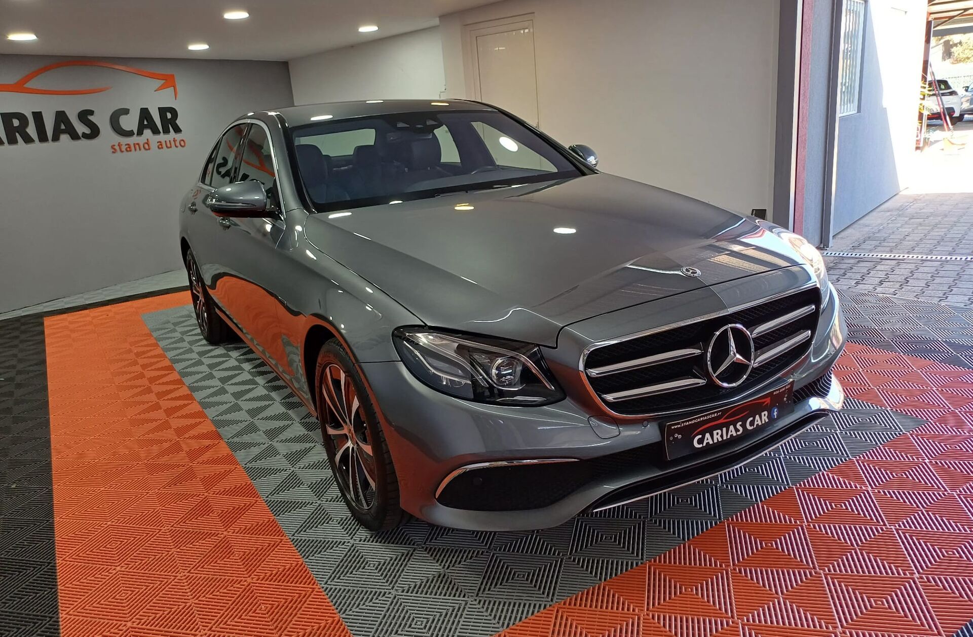 MERCEDES Classe E E 300 de Avantgarde