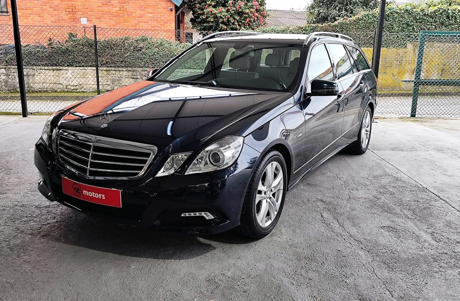 MERCEDES Classe E E 220 CDi Avantgarde