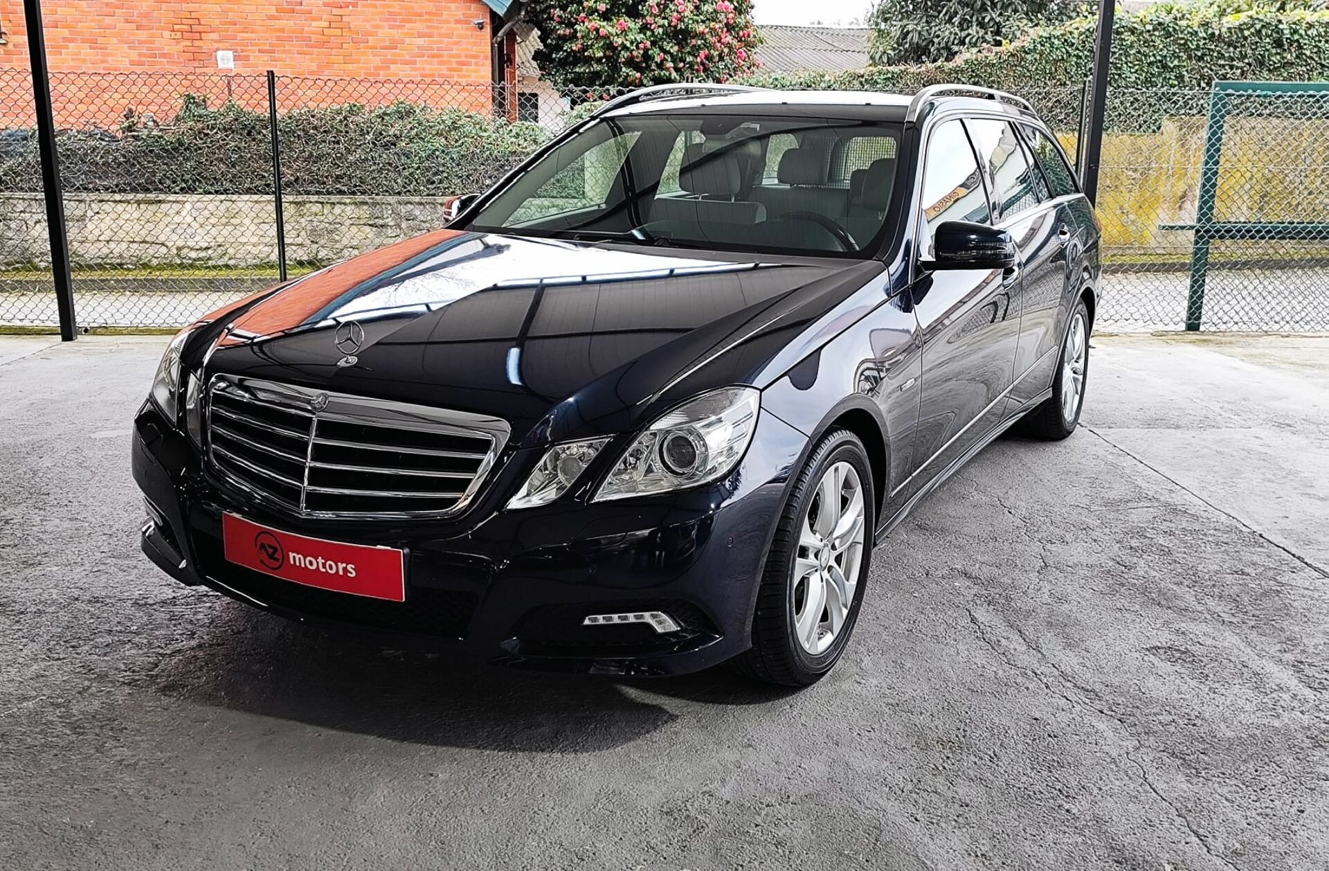 MERCEDES Classe E E 220 CDi Avantgarde