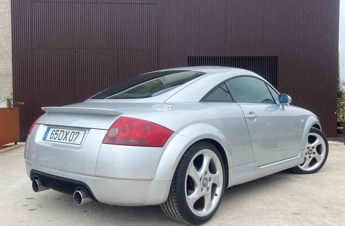 AUDI TT 1.8 T