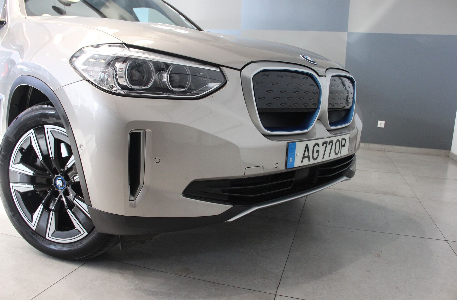 BMW iX3 Impressive