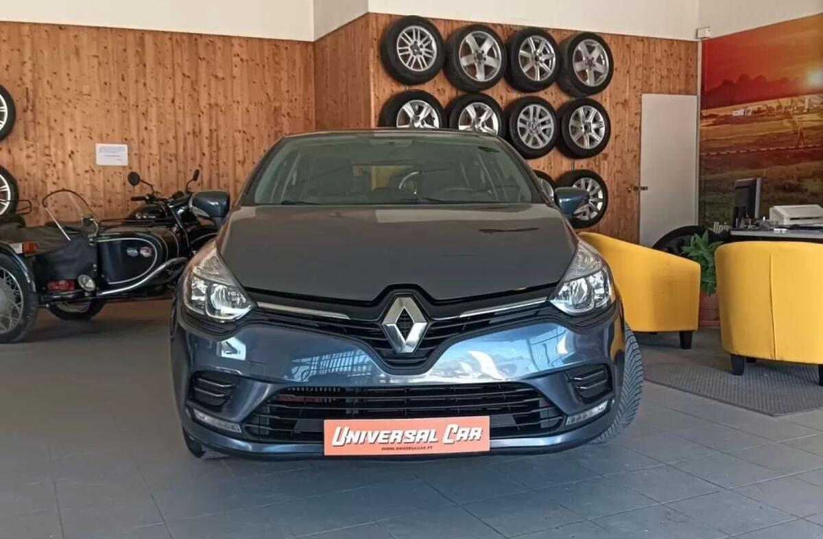RENAULT Clio 0.9 TCe Zen
