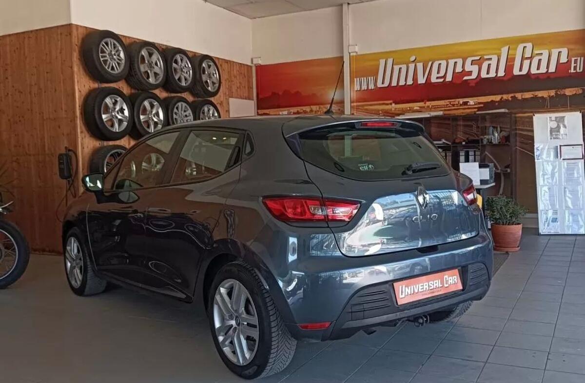 RENAULT Clio 0.9 TCe Zen