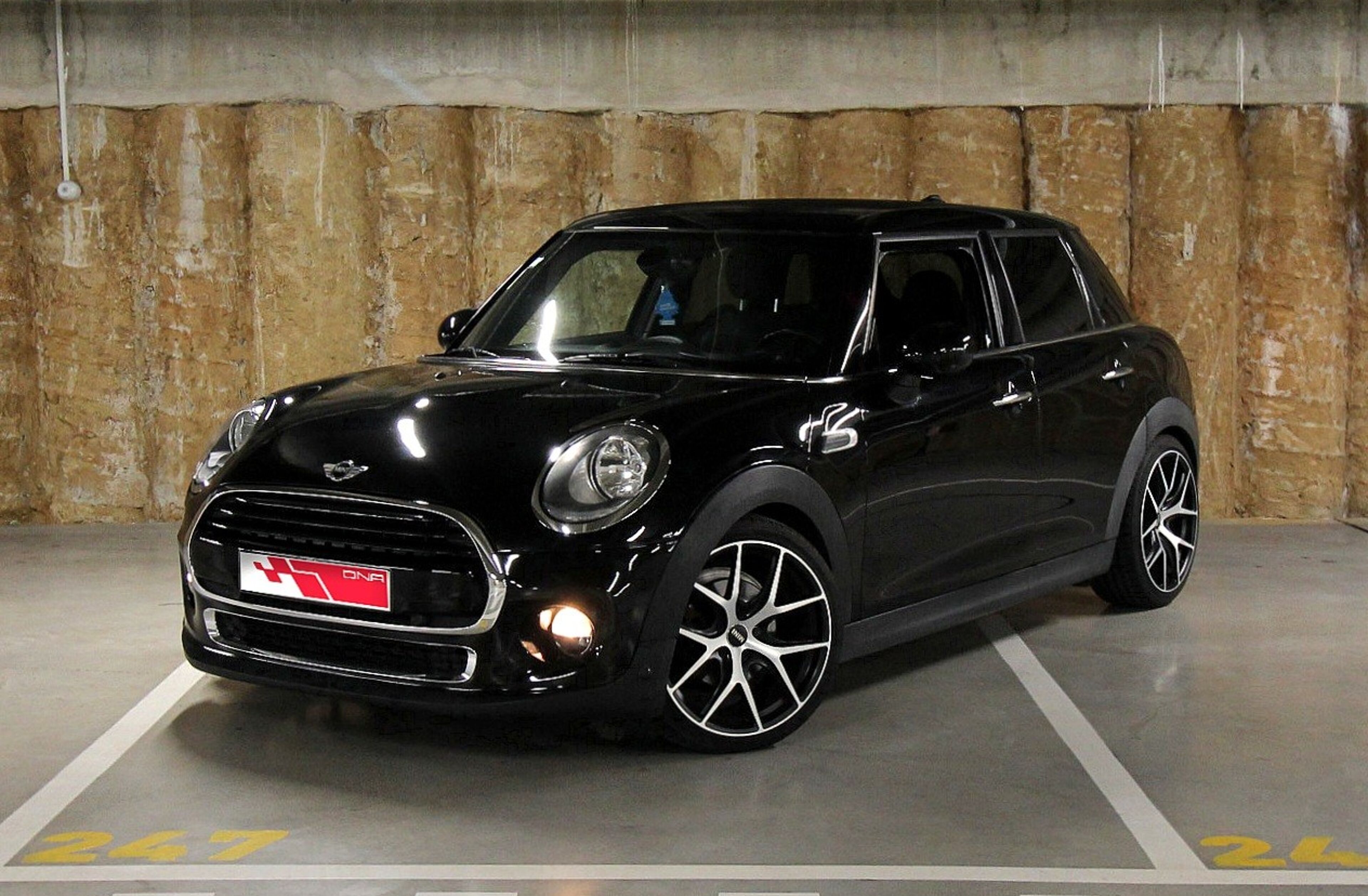 MINI Mini D