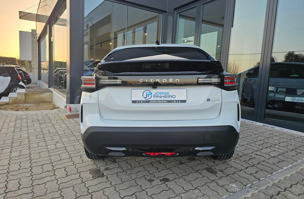 CITROEN C4 1.2 Hybrid Plus e-DSC6