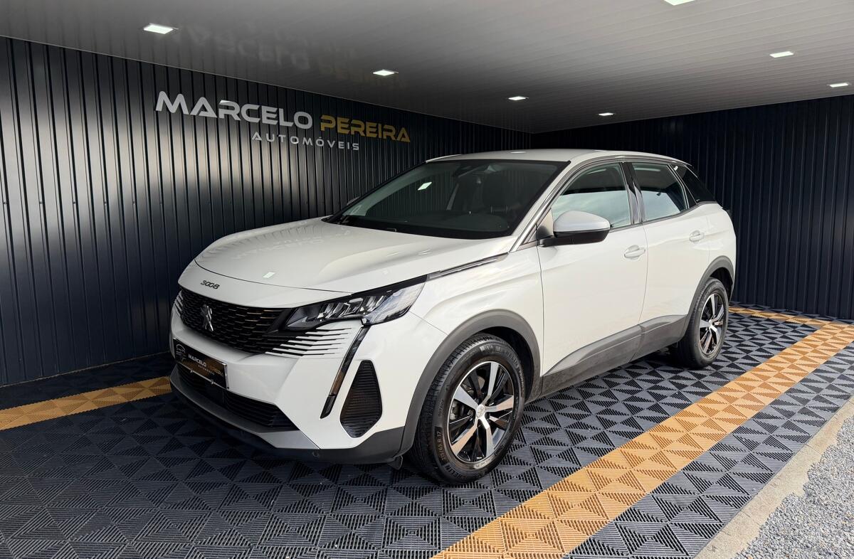 PEUGEOT 3008 1.2 PureTech Allure EAT8