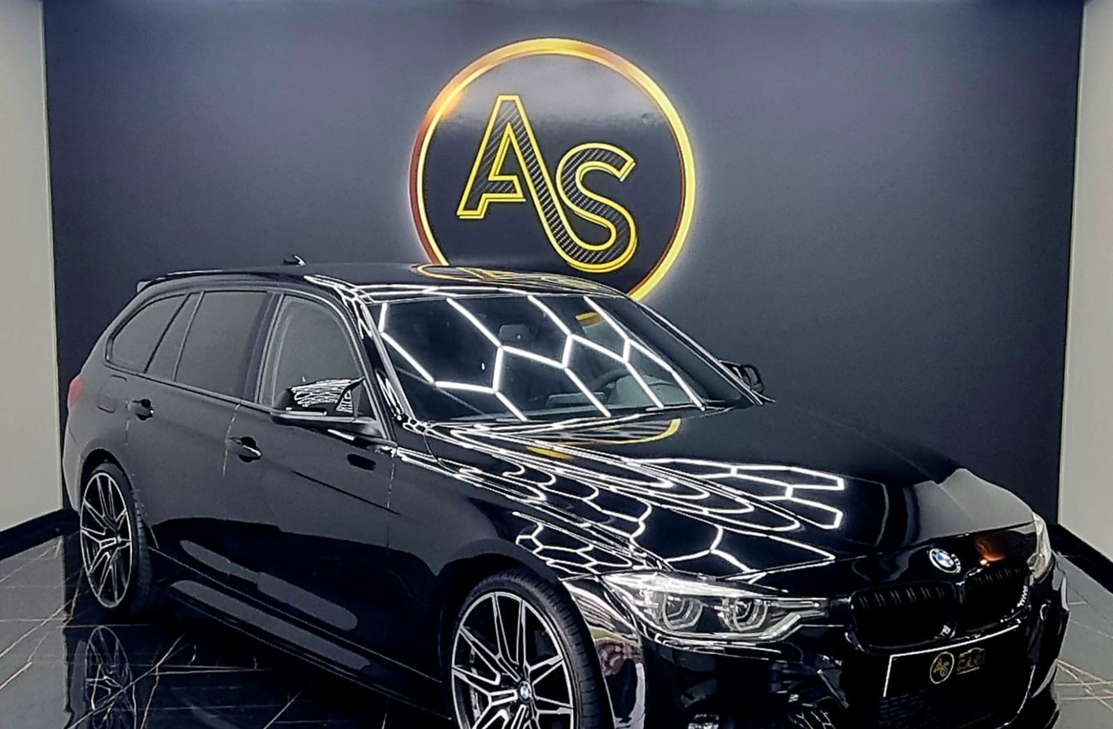 BMW Serie-3 320 d Touring Pack M