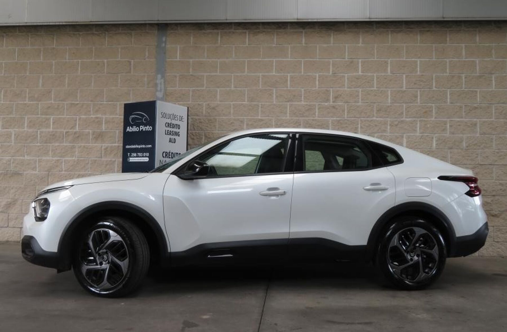 CITROEN C4 X 1.2 PureTech Max EAT8