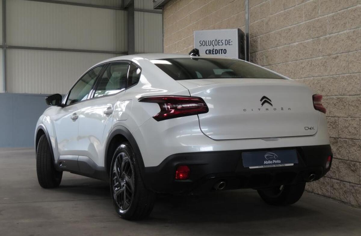 CITROEN C4 X 1.2 PureTech Max EAT8