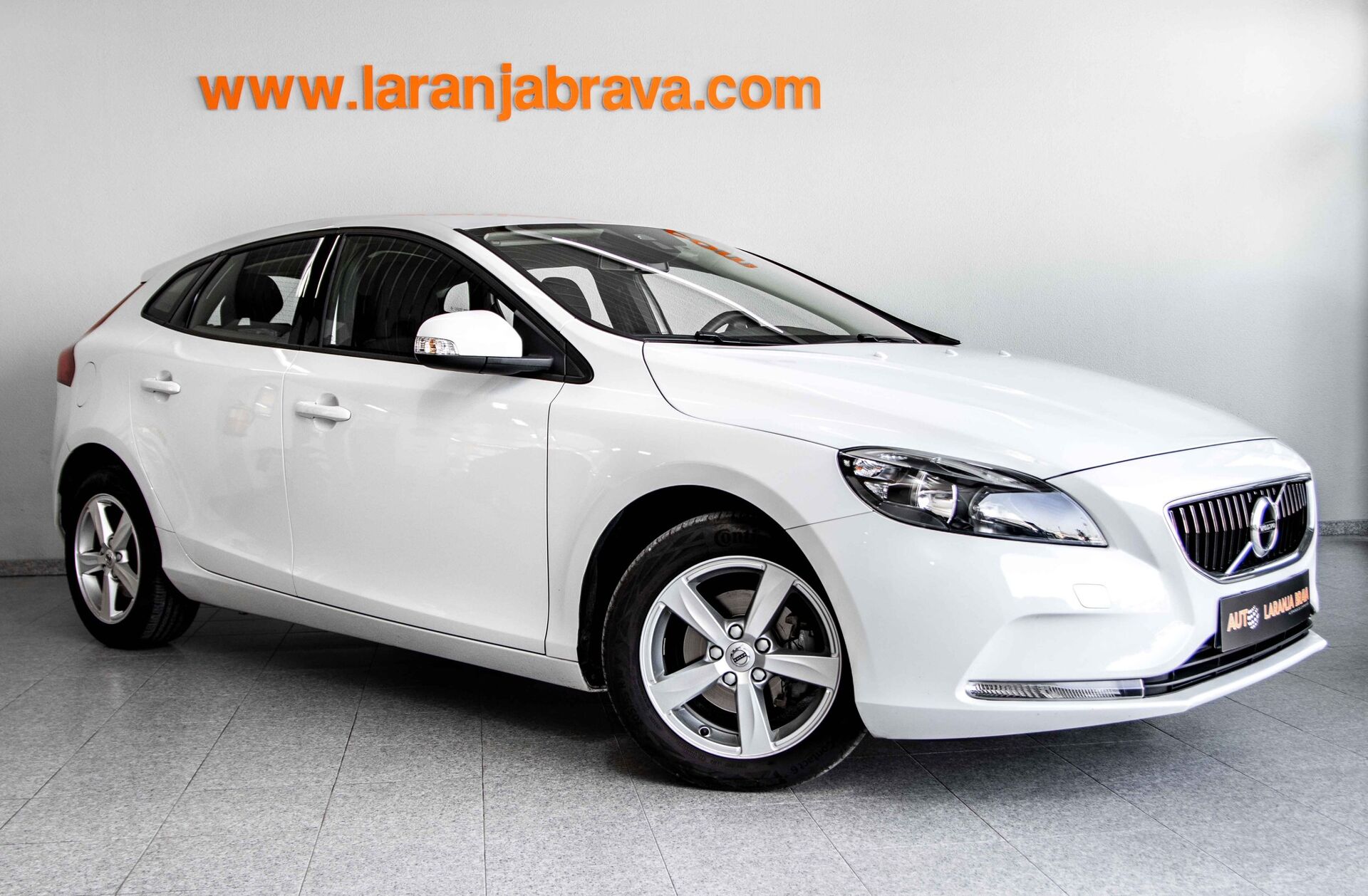 VOLVO V40 CC 2.0 D2 Summum