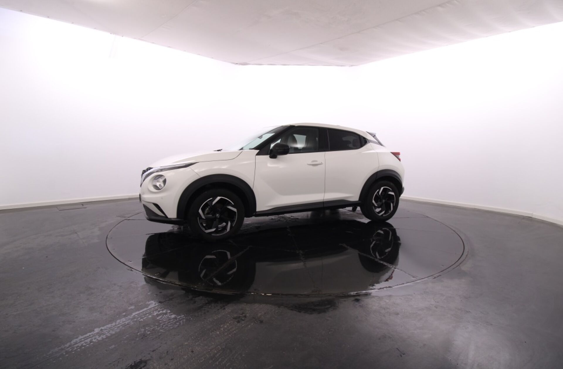 NISSAN Juke 1.0 DIG-T N-Connecta DCT