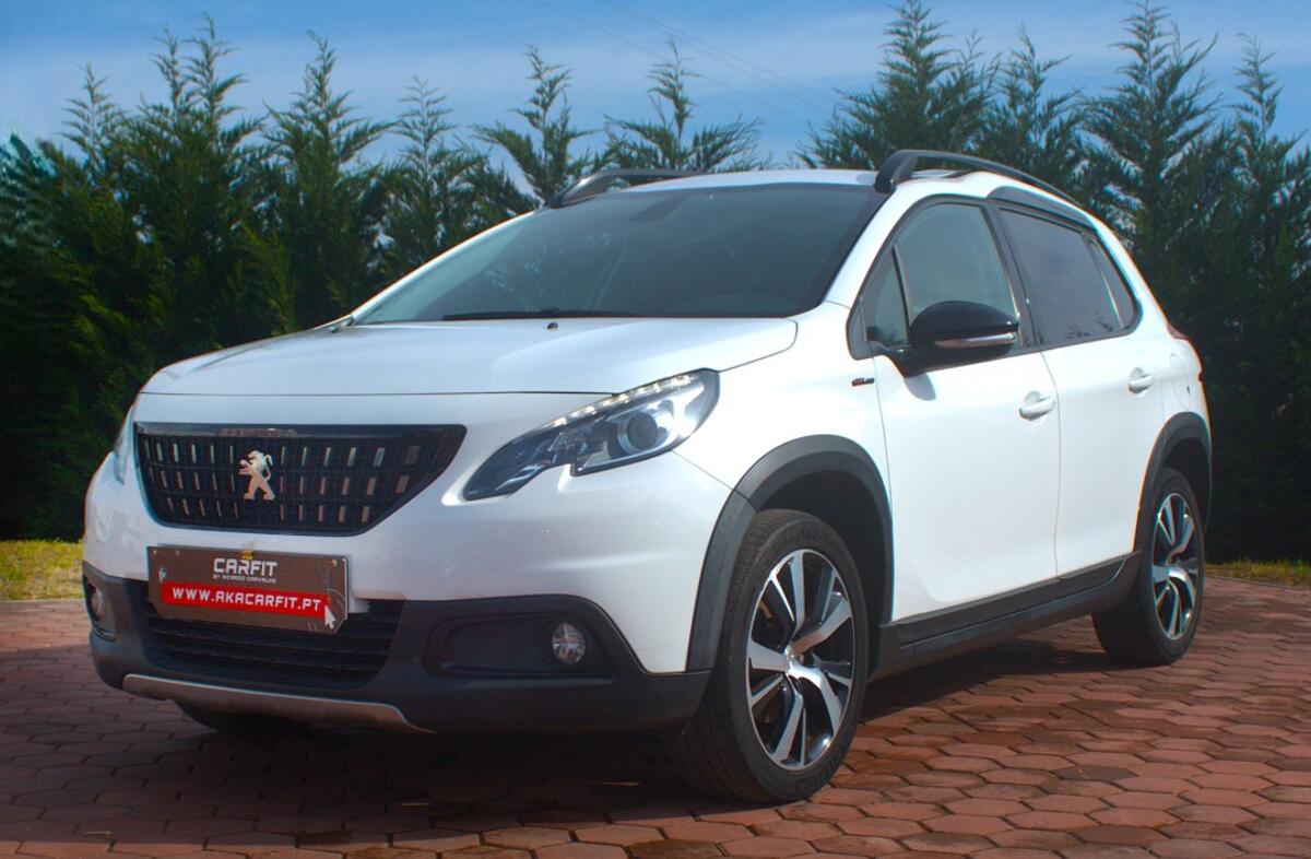 PEUGEOT 2008 1.2 PureTech GT Line