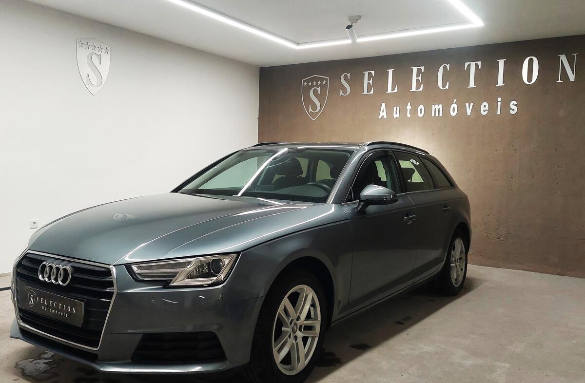 AUDI A4 2.0 TDI S-line