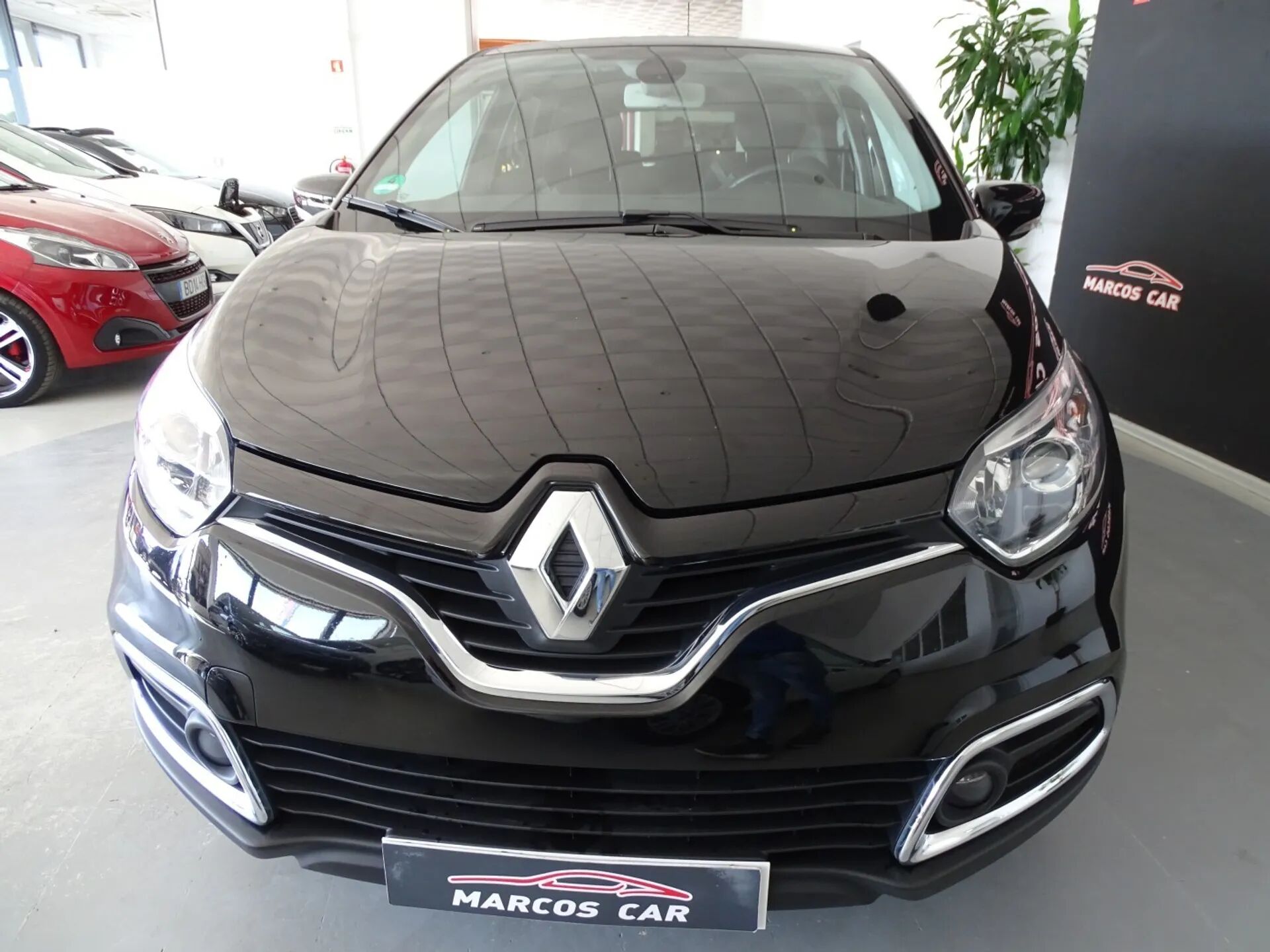 Renault Captur 0.9 TCe Exclusive por 15 400 € Marcoscar | Setúbal