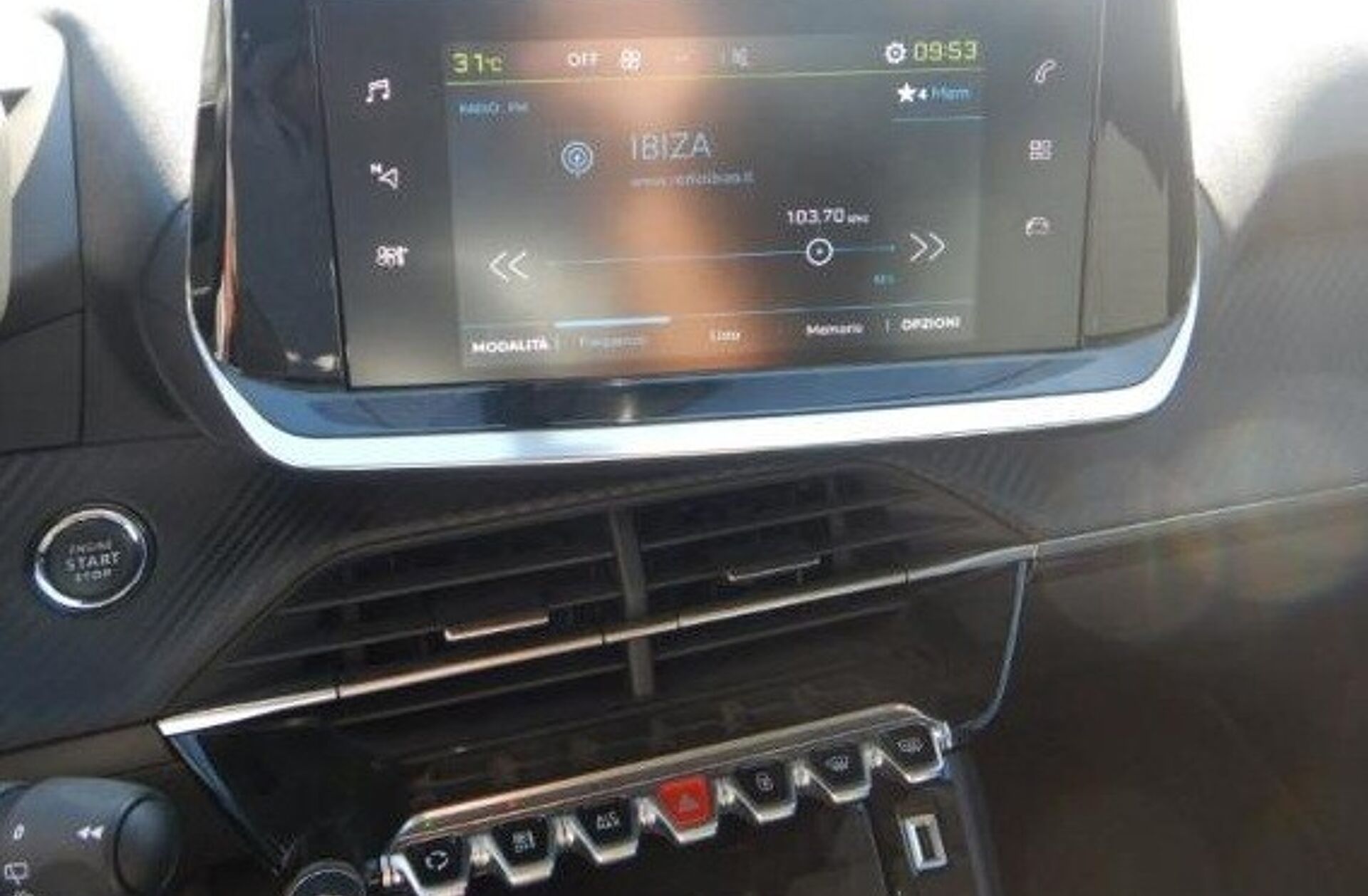 PEUGEOT 2008 e- 50 kWh GT