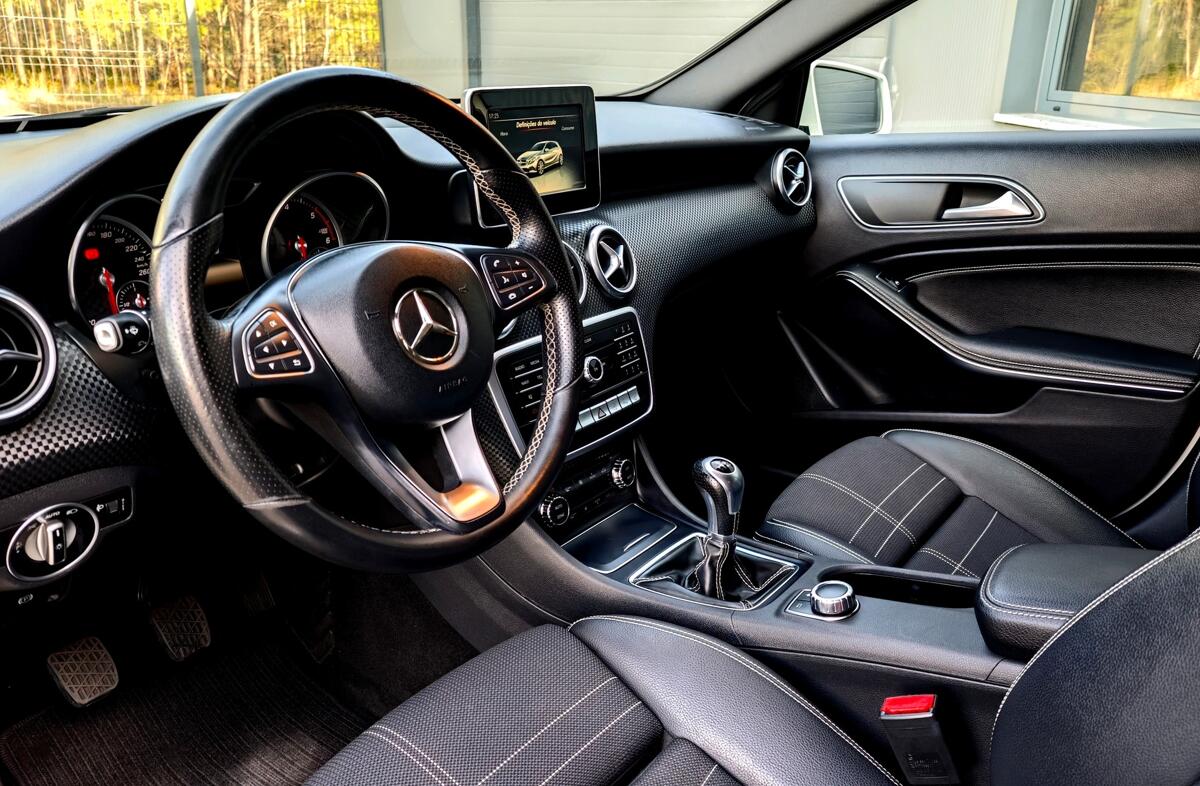 MERCEDES Classe A A 180 d Urban